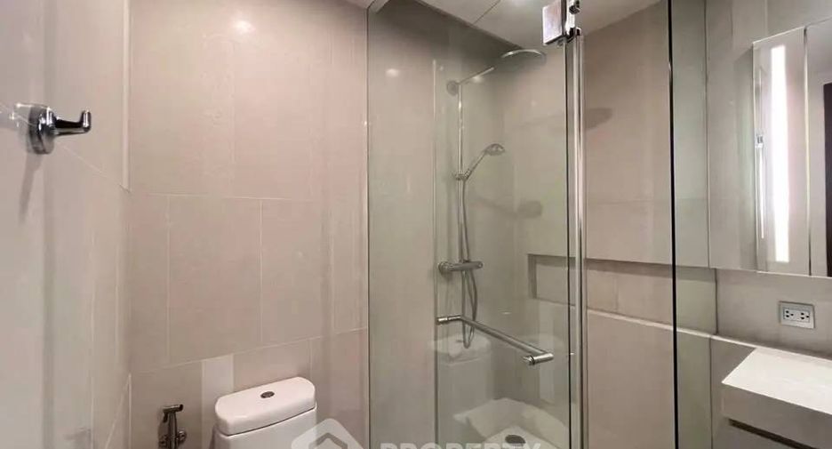 À vendre 3 chambres condo à Watthana, Bangkok
