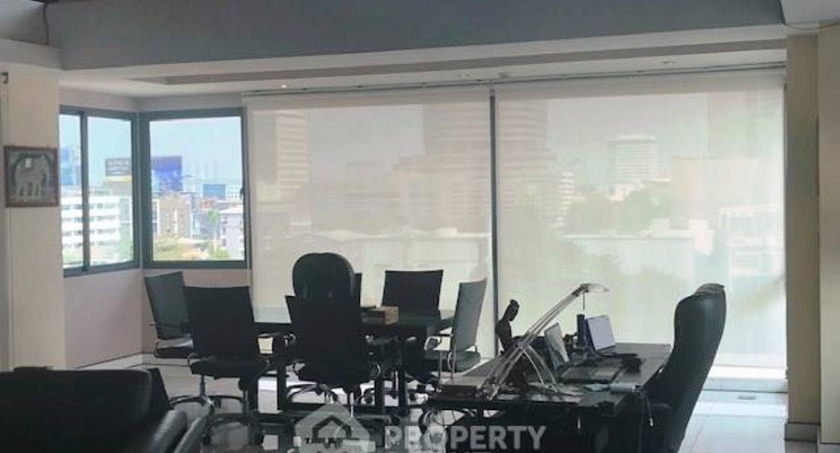 Condo en venta de 3 habitaciones en Watthana, Bangkok