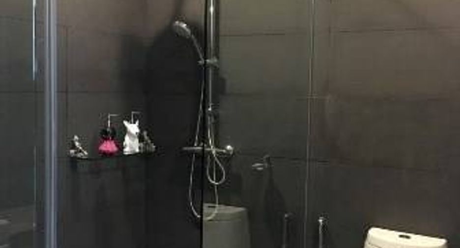 For sale 2 bedrooms condo in Pathum Wan, Bangkok