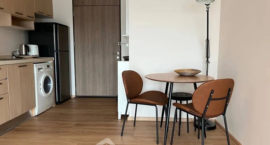 For sale 1 bed condo in Khlong Toei, Bangkok
