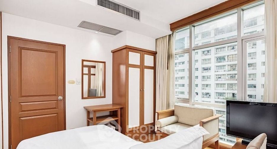 For sale 2 bedrooms condo in Pathum Wan, Bangkok