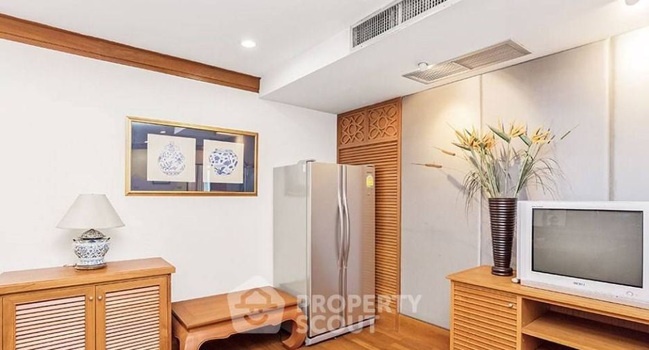 For sale 2 bedrooms condo in Pathum Wan, Bangkok