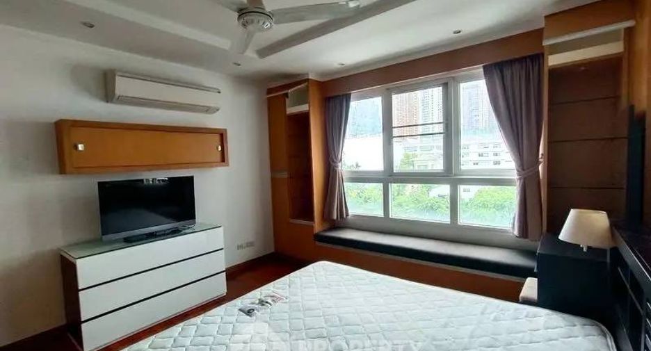 Продажа 2 спальни кондо в Щаттхана, Бангкок