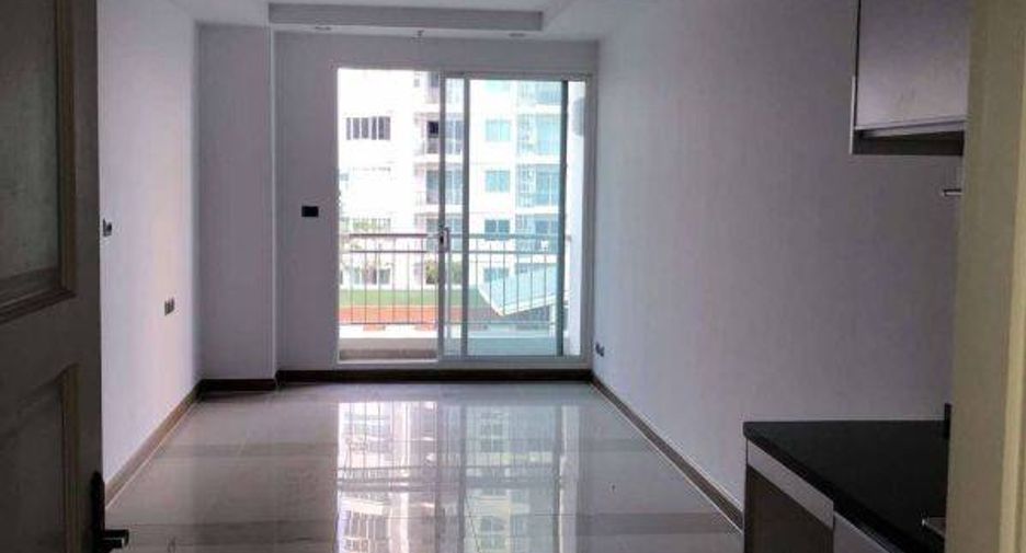 À vendre 1 chambre condo à Huai Khwang, Bangkok