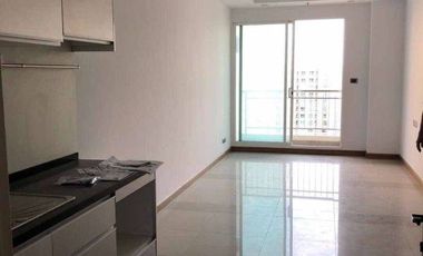 À vendre 1 chambre condo à Huai Khwang, Bangkok