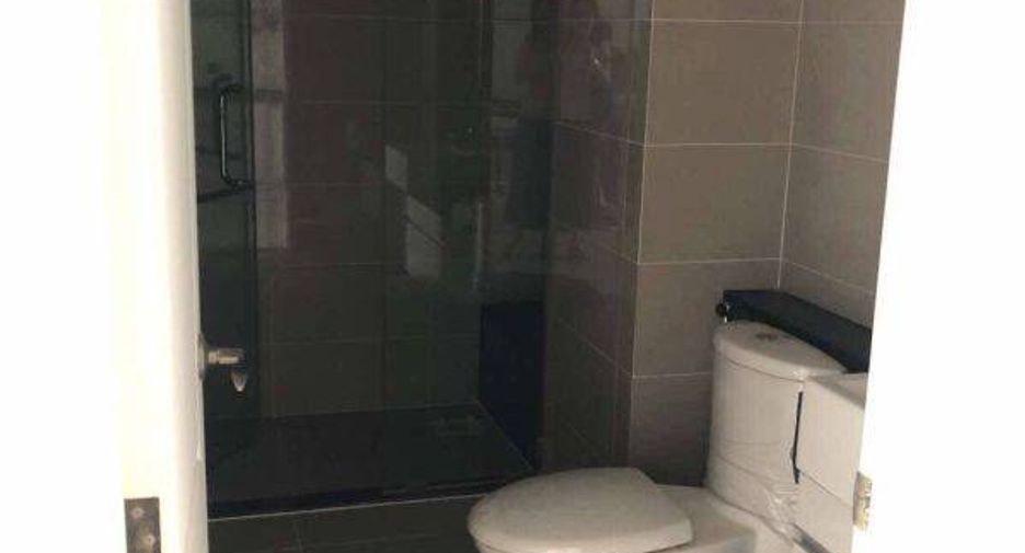 À vendre 1 chambre condo à Huai Khwang, Bangkok