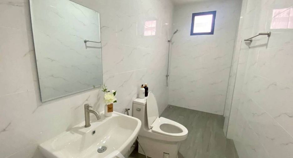 For sale 4 ベッドルーム house in Bang Lamung, Chonburi
