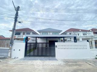 For sale 4 ベッドルーム house in Bang Lamung, Chonburi