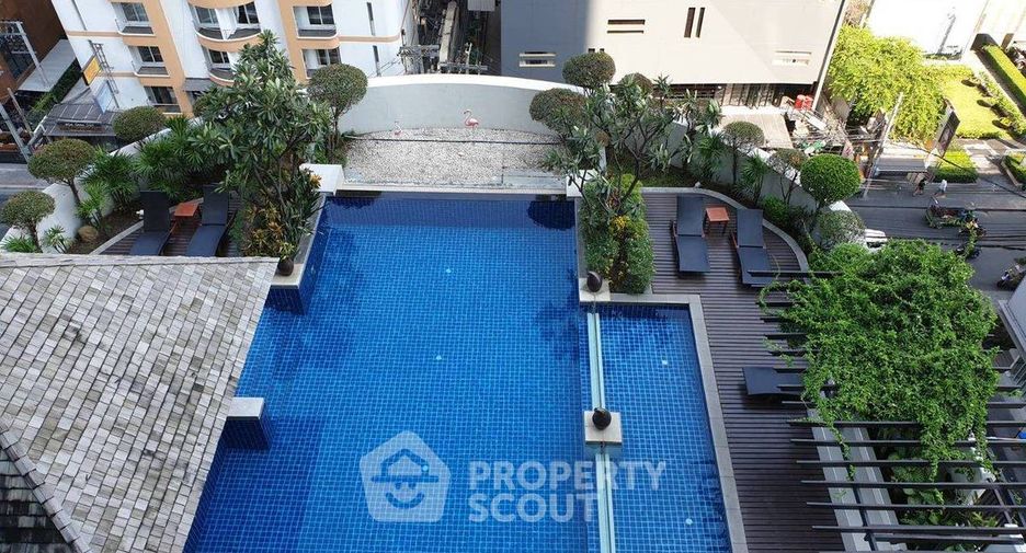 For rent 2 ベッドルーム condo in Watthana, Bangkok