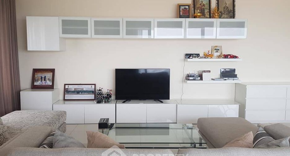 Wohnung zur Miete mit 3 Zimmer in Sathon, Bangkok