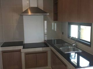 Haus zur Miete mit 4 Zimmer in Bang Kapi, Bangkok