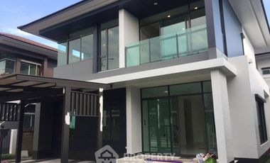 ให้เช่า 4 ห้องนอน บ้านเดี่ยว ใน บางกะปิ, กรุงเทพฯ