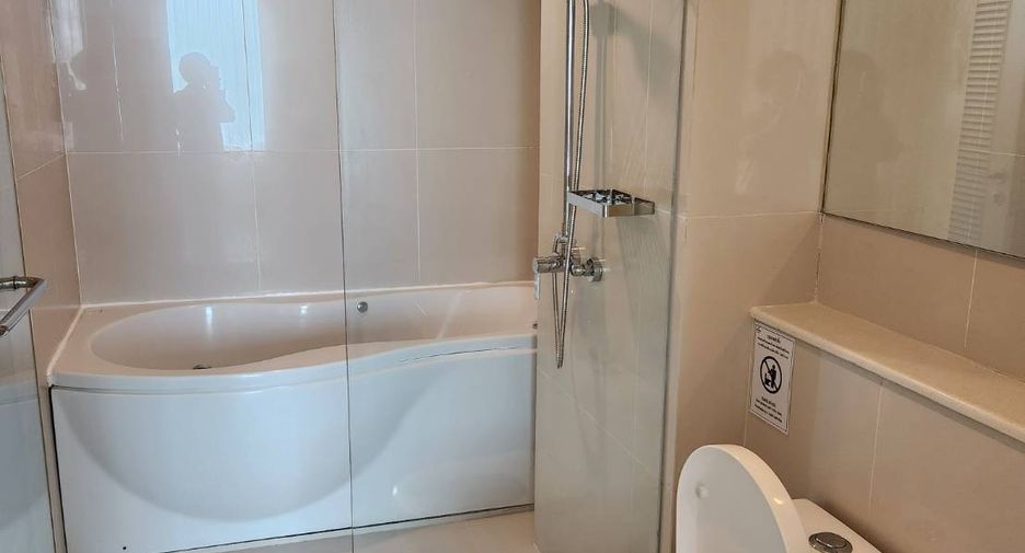 For rent 1 bed condo in Watthana, Bangkok