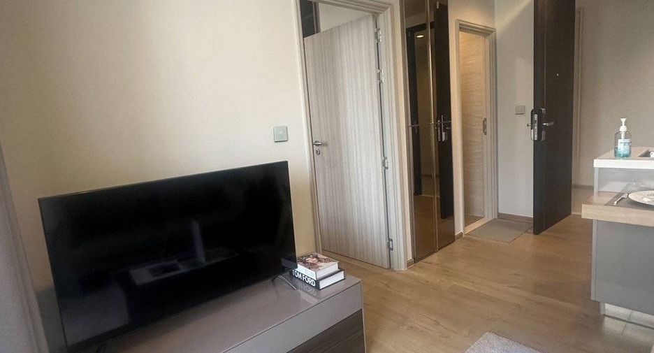 For rent 1 bed condo in Phra Khanong, Bangkok