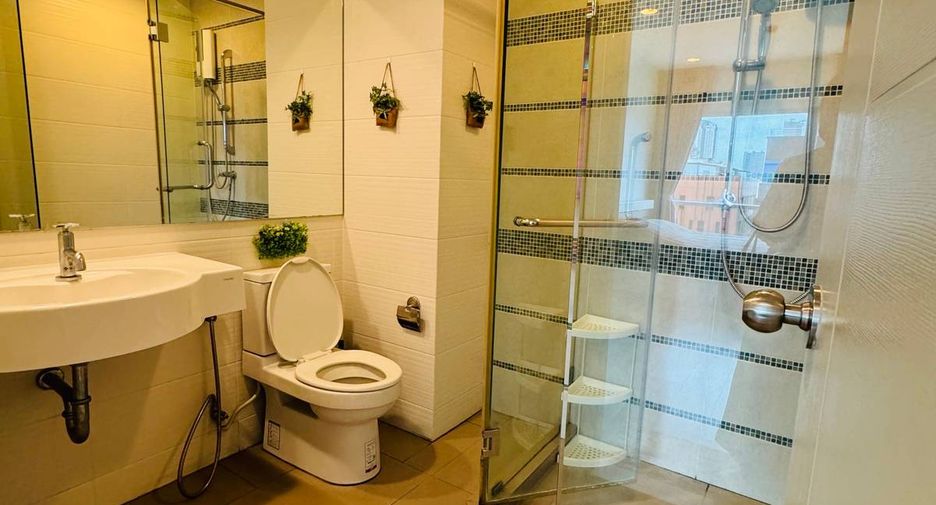 For rent 1 Beds condo in Sathon, Bangkok