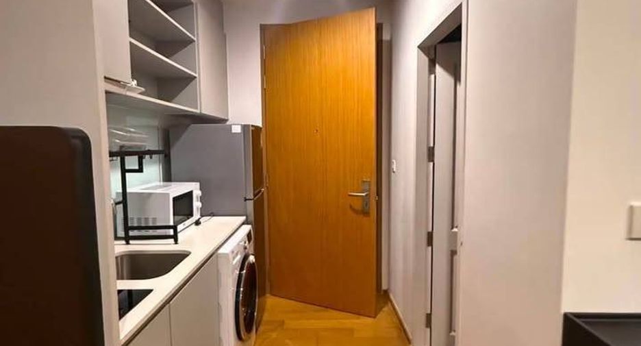 For rent 1 bed condo in Sathon, Bangkok