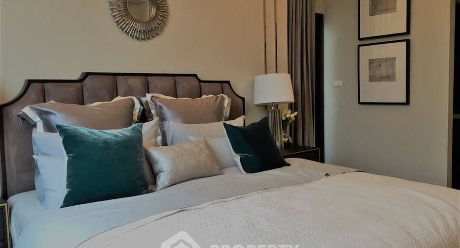 For rent 3 bedrooms townhouse in Bang Kho Laem, Bangkok