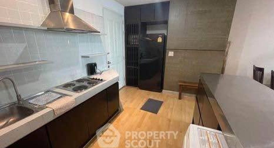 For rent 2 bedrooms condo in Sathon, Bangkok