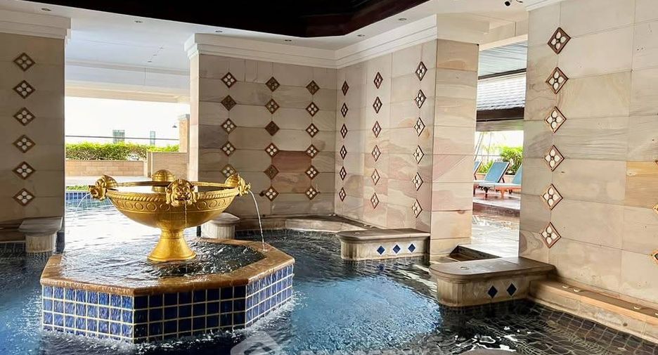 For rent 1 bed condo in Sathon, Bangkok