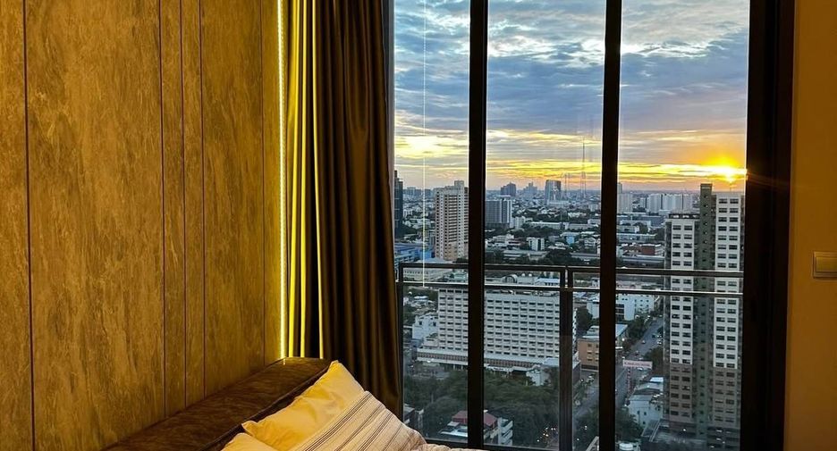 À louer 1 chambre condo à Phaya Thai, Bangkok