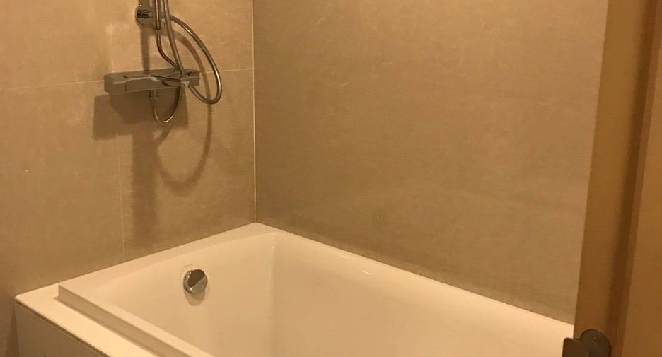 For rent 1 Beds condo in Khlong Toei, Bangkok