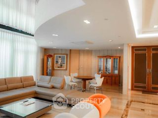 Wohnung zur Miete mit 6 Zimmer in Yan Nawa, Bangkok