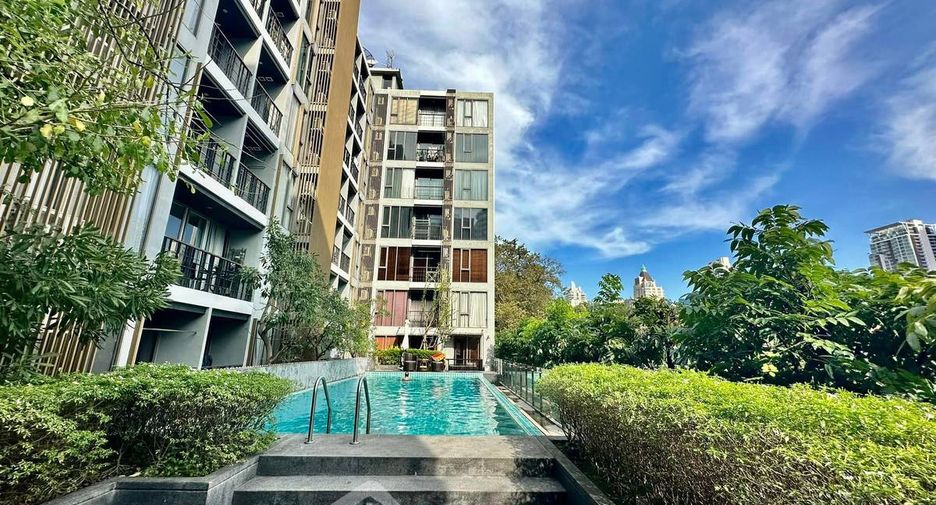 For rent 1 bed condo in Sathon, Bangkok