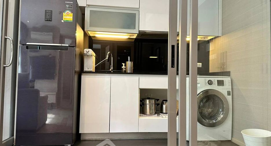 For rent 1 bed condo in Sathon, Bangkok