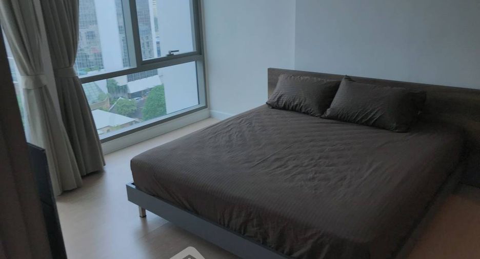Wohnung zur Miete mit 1 Zimmer in Bang Rak, Bangkok
