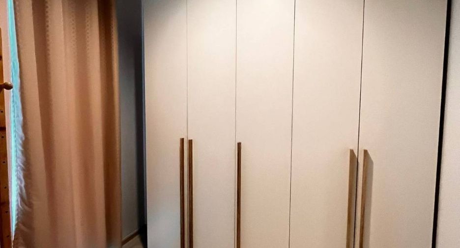 Wohnung zur Miete mit 1 Zimmer in Pathum Wan, Bangkok