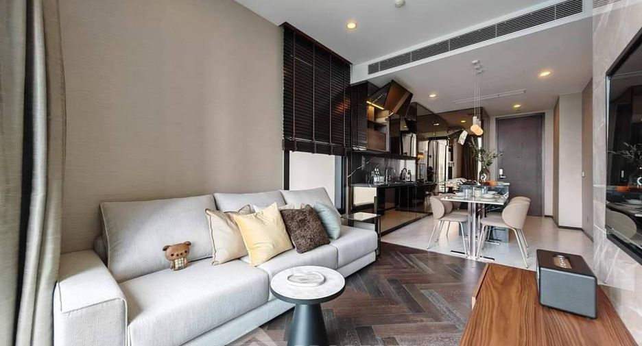 For rent 2 bedrooms condo in Khlong Toei, Bangkok