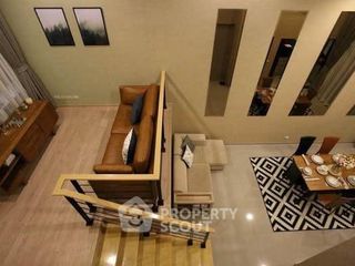 Casa adosada en alquiler de 3 habitaciones en Suan Luang, Bangkok