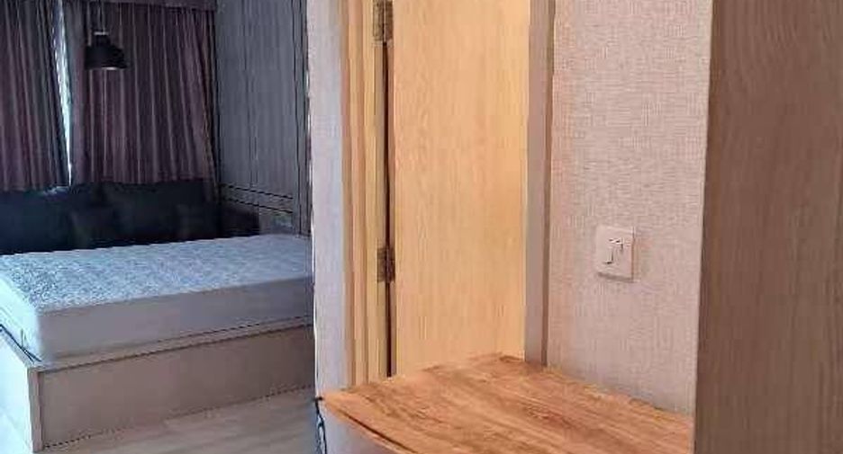 Wohnung zur Miete mit 1 Zimmer in Pathum Wan, Bangkok
