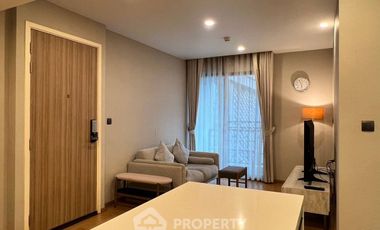 For rent 2 bedrooms condo in Pathum Wan, Bangkok