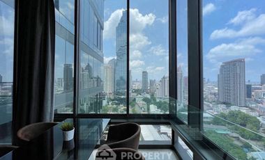 For rent 2 bedrooms condo in Bang Rak, Bangkok