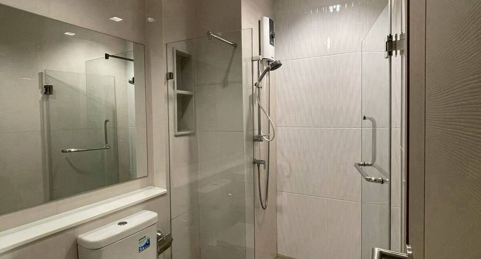 For rent 1 Beds condo in Huai Khwang, Bangkok