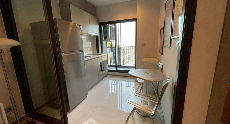 For rent 1 Beds condo in Huai Khwang, Bangkok