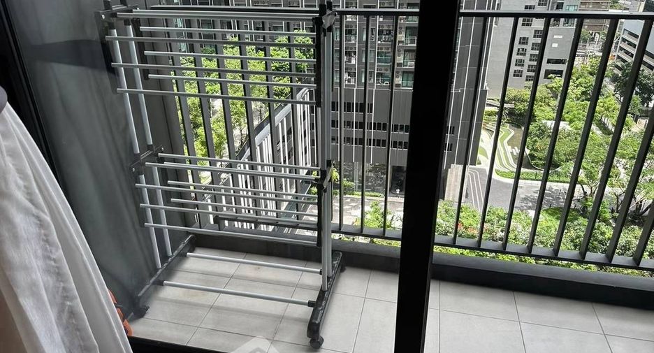 For rent 1 Beds condo in Huai Khwang, Bangkok