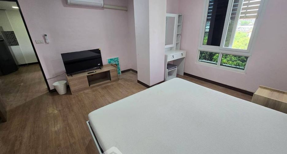 Wohnung zur Miete mit 3 Zimmer in Thon Buri, Bangkok
