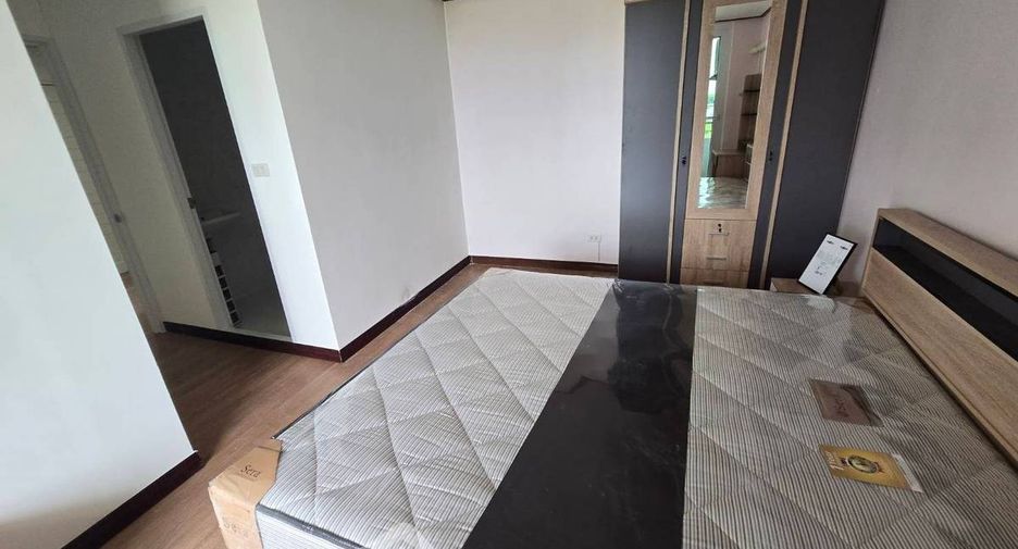 Wohnung zur Miete mit 3 Zimmer in Thon Buri, Bangkok
