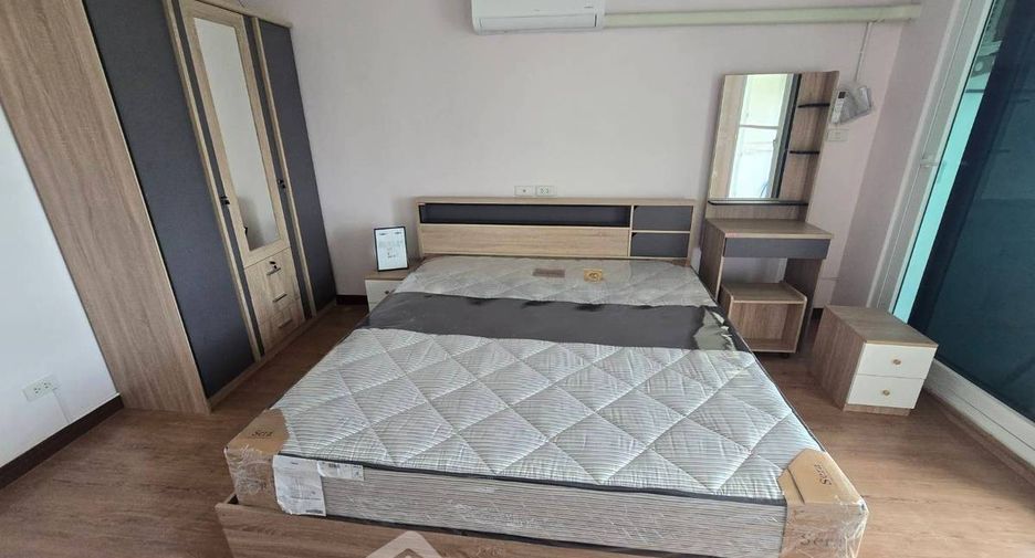 Wohnung zur Miete mit 3 Zimmer in Thon Buri, Bangkok