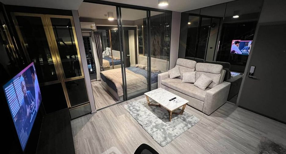 Condo en alquiler de 1 habitaciones en Khlong San, Bangkok