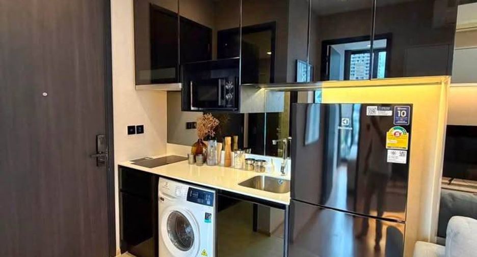 For rent 2 ベッドルーム condo in Phaya Thai, Bangkok