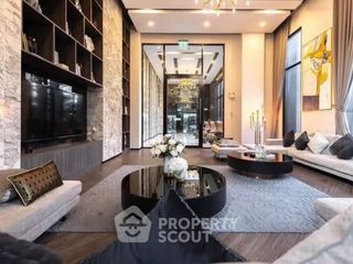 For rent 2 bedrooms condo in Mueang Samut Prakan, Samut Prakan