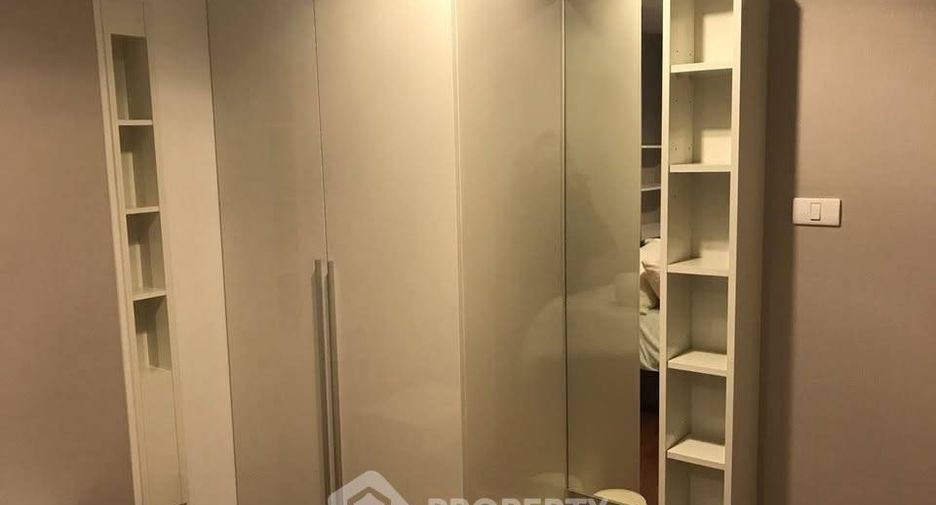Аренда 2 спальни кондо в Хуаи Кхщанг, Бангкок