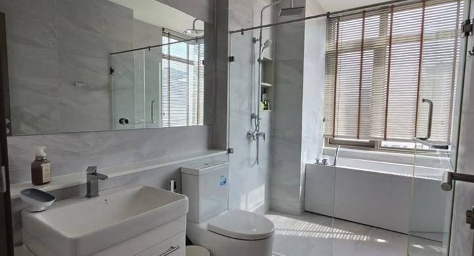 Condo en alquiler de 2 habitaciones en Watthana, Bangkok