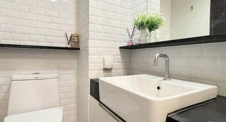 Аренда 1 кровать кондо в Патхум Щан, Бангкок