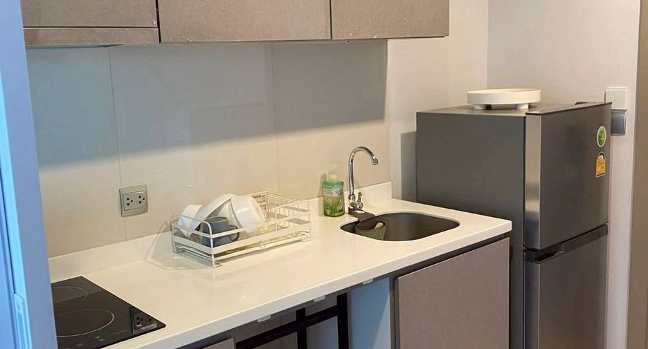 For rent 1 Beds condo in Huai Khwang, Bangkok