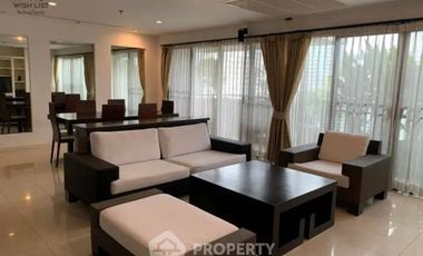 For rent 3 bedrooms condo in Watthana, Bangkok