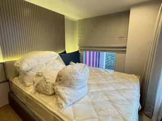 Wohnung zur Miete mit 2 Zimmer in Bang Rak, Bangkok
